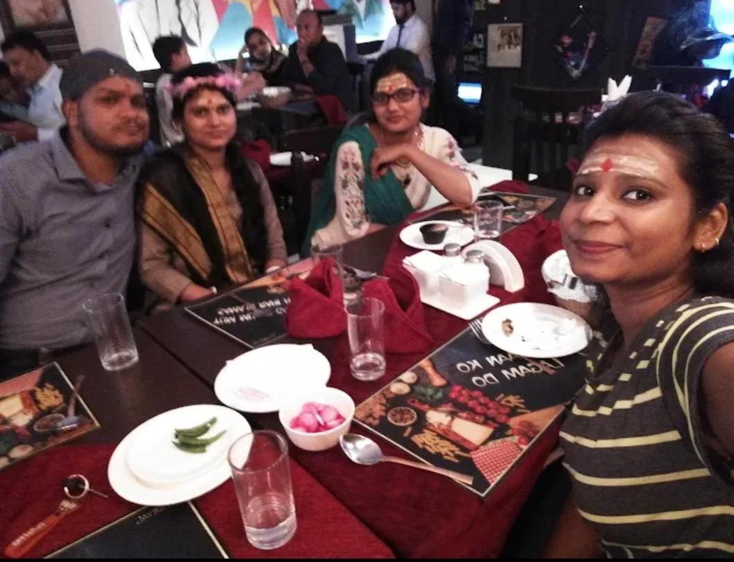 Hotel Rajyashree Palace Varanasi Bagian luar foto